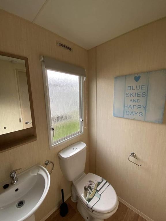 8 Berth Caravan Pg30 Chapel Saint Leonards Buitenkant foto