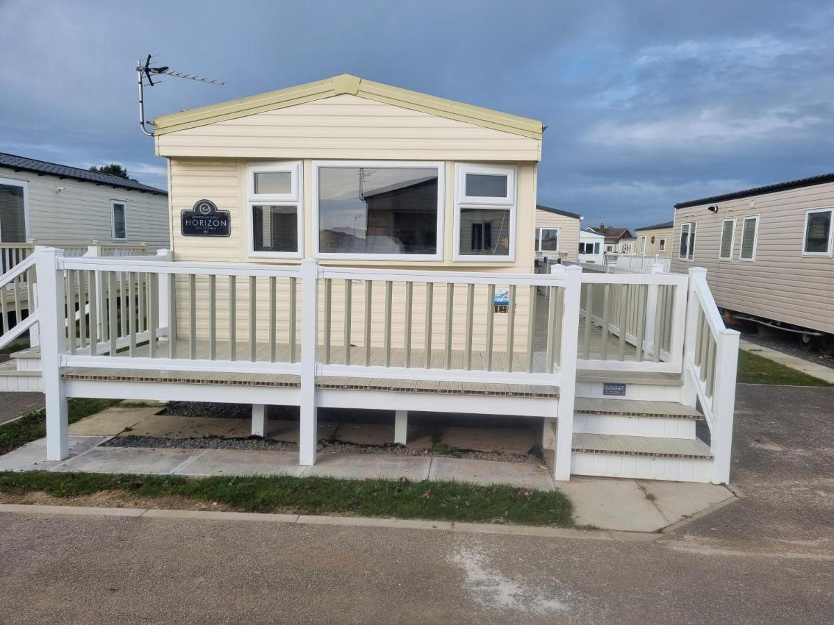 8 Berth Caravan Pg30 Chapel Saint Leonards Buitenkant foto